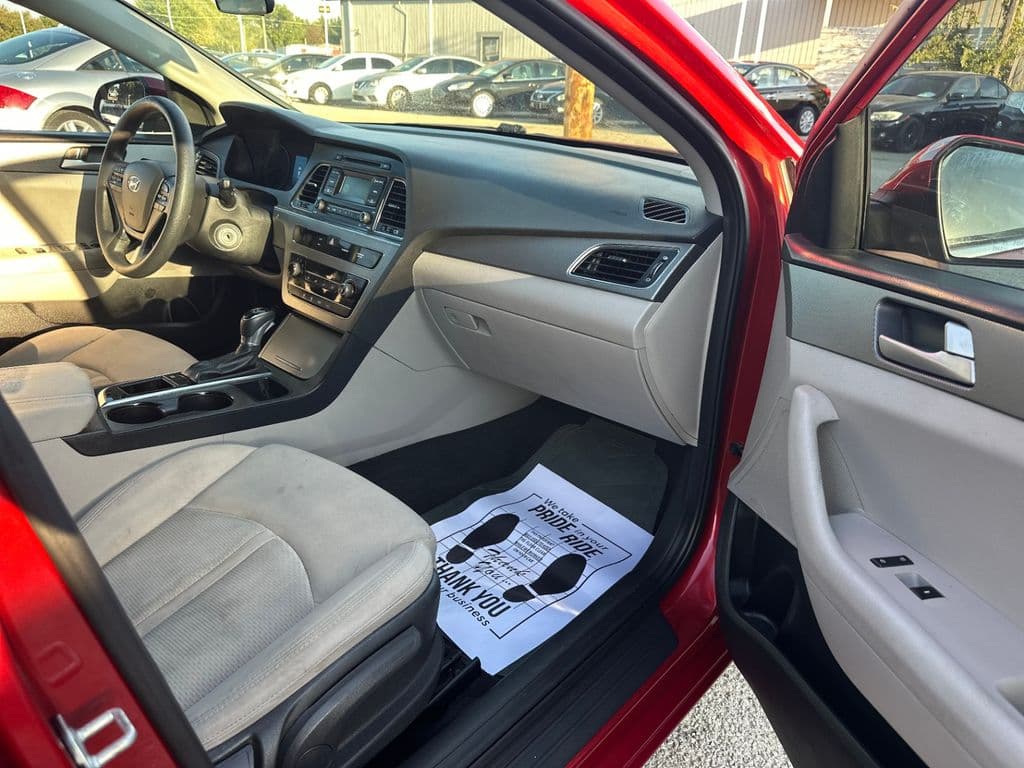 Vehicle photo
